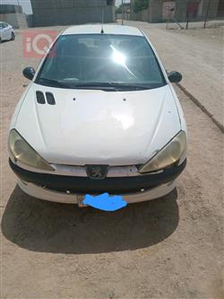 بیجۆ 206